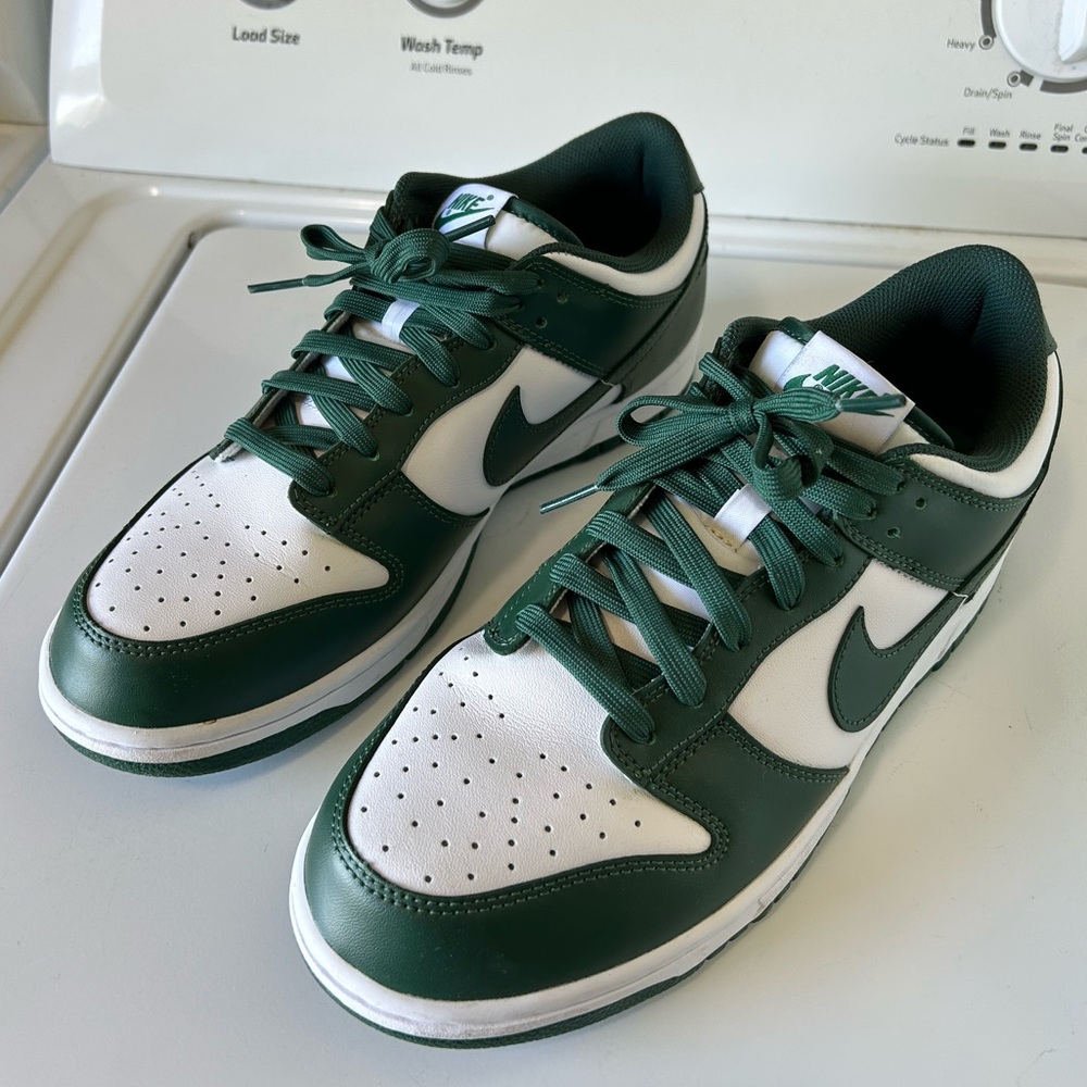 Nike Dunks Michigan State Men’s size 11